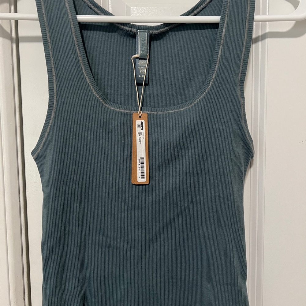SKIMS Kyanite Ribbed Crop Top
